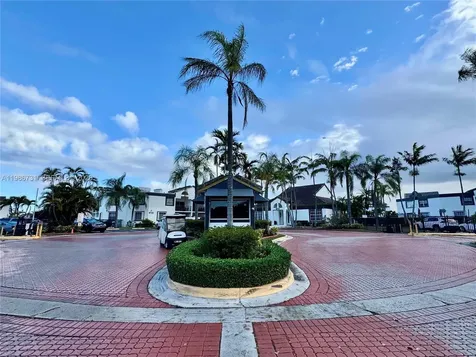 9731 Fontainebleau Boulevard Miami FL 33172