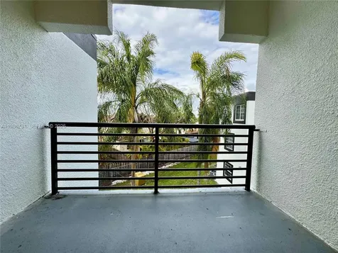 9731 Fontainebleau Boulevard Miami FL 33172