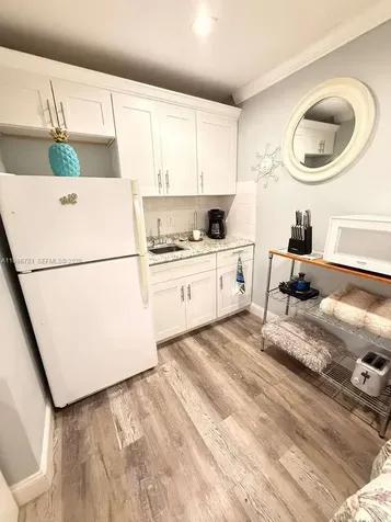 57 NE 24th Street Wilton Manors FL 33305