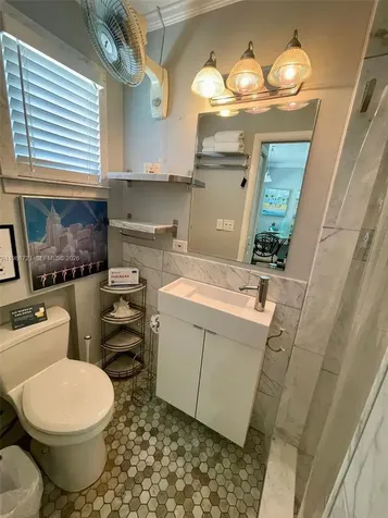 57 NE 24th Street Wilton Manors FL 33305