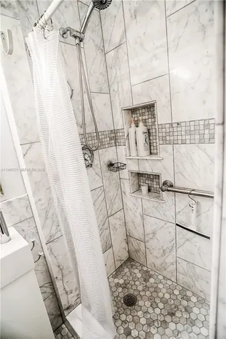 57 NE 24th Street Wilton Manors FL 33305