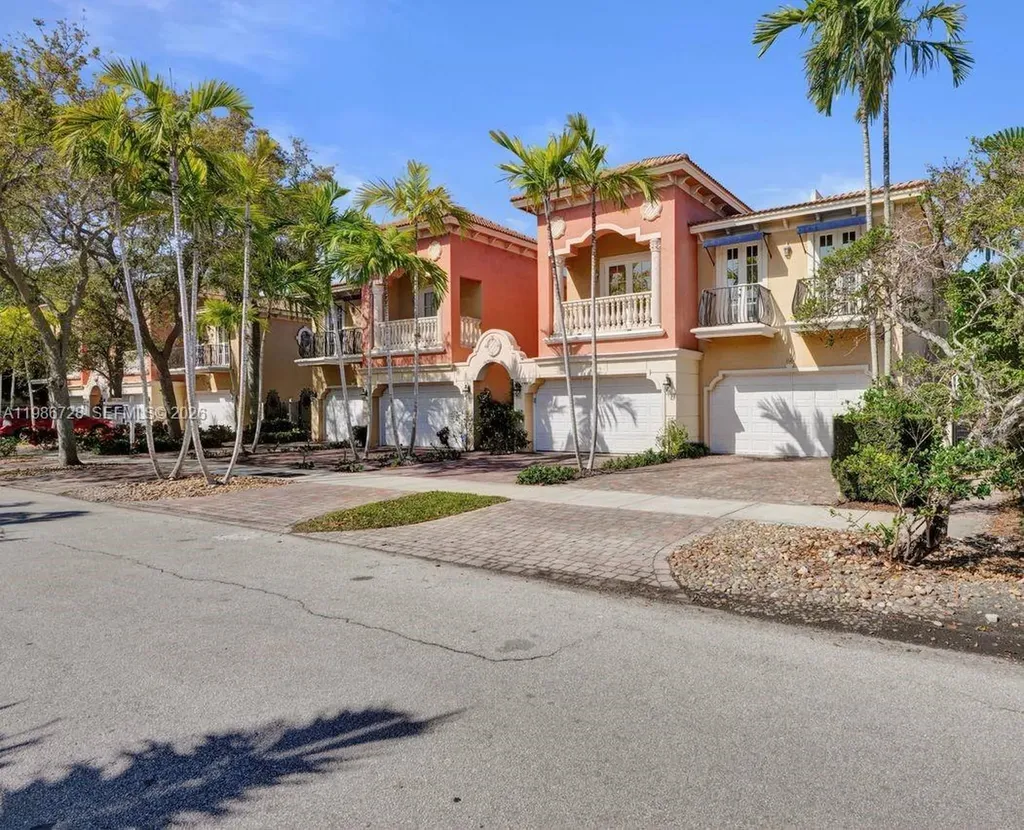 1121 NE 14th Avenue Fort Lauderdale FL 33304