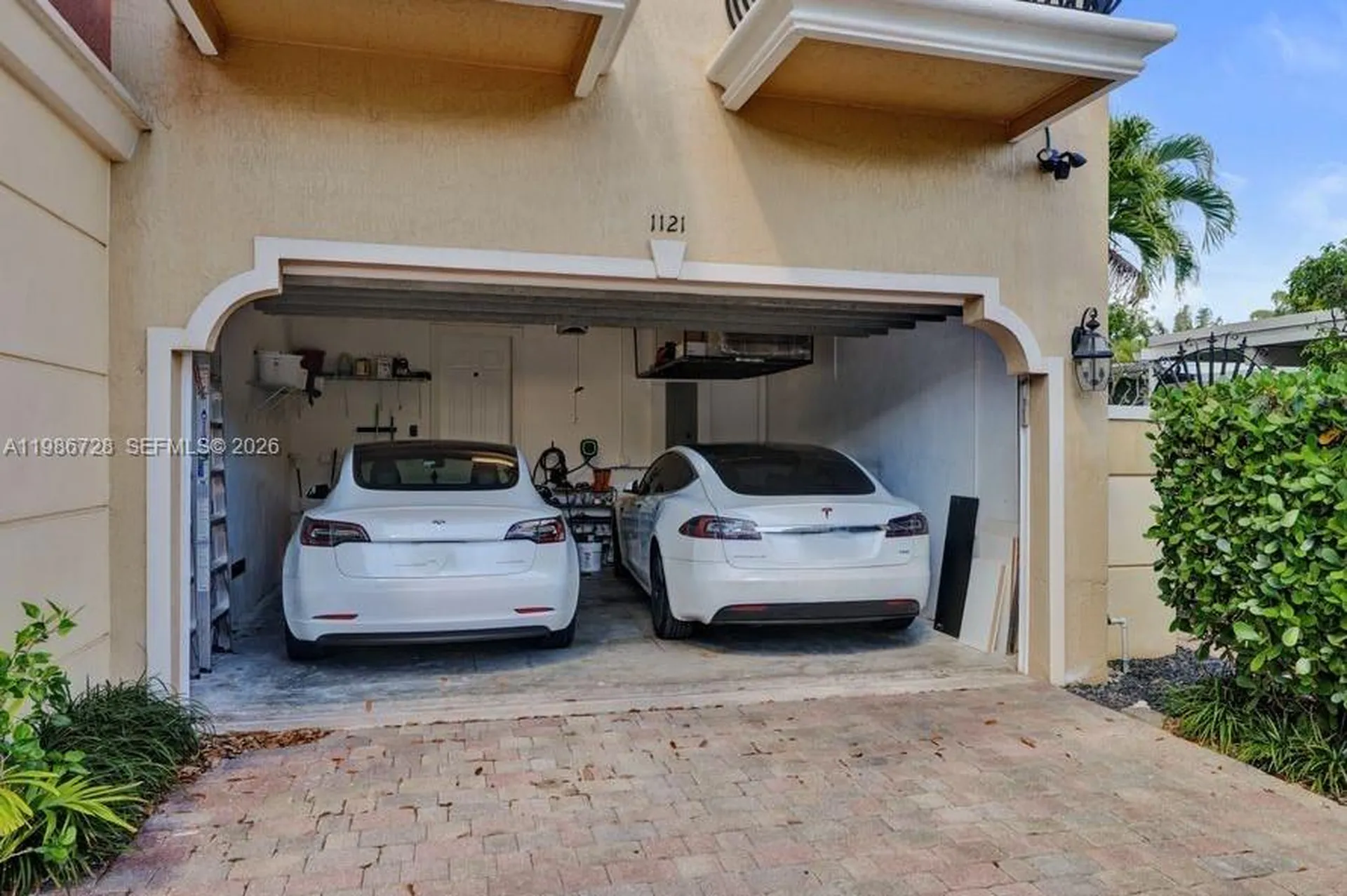 1121 NE 14th Avenue Fort Lauderdale FL 33304