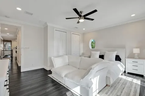 1121 NE 14th Avenue Fort Lauderdale FL 33304