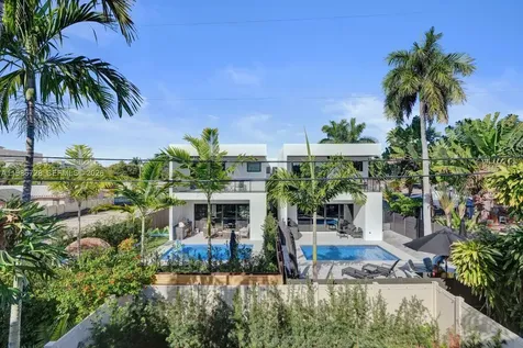 1121 NE 14th Avenue Fort Lauderdale FL 33304