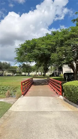 9461 Evergreen Place Davie FL 33324