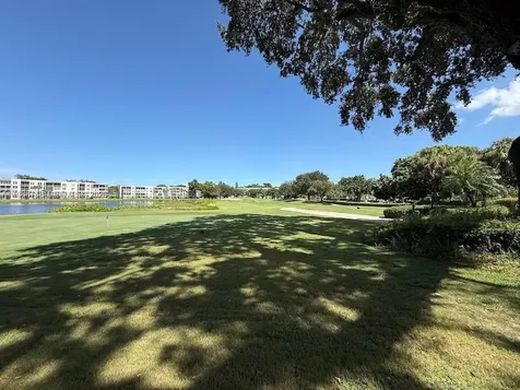 9461 Evergreen Place Davie FL 33324