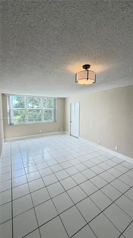 9461 Evergreen Place Davie FL 33324