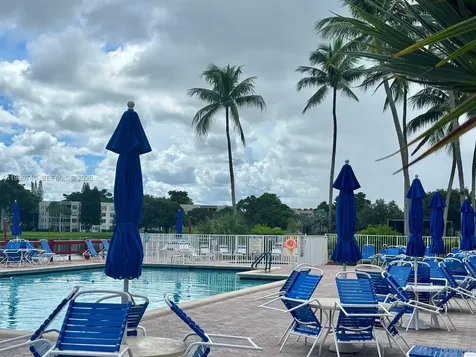 9461 Evergreen Place Davie FL 33324