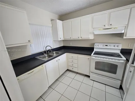 9461 Evergreen Place Davie FL 33324