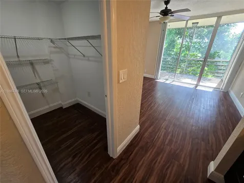9461 Evergreen Place Davie FL 33324