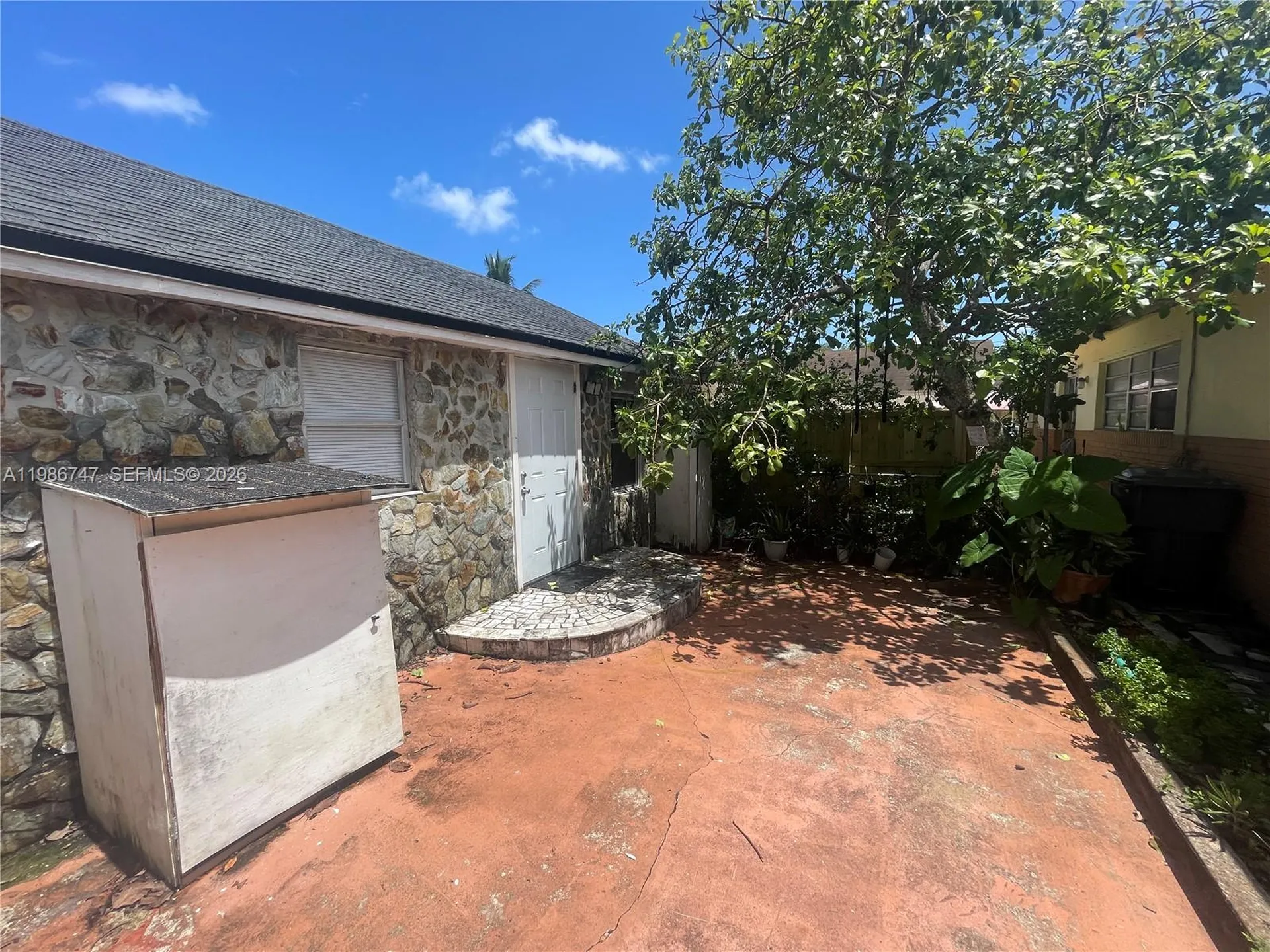 5738 Garfield Street Hollywood FL 33021