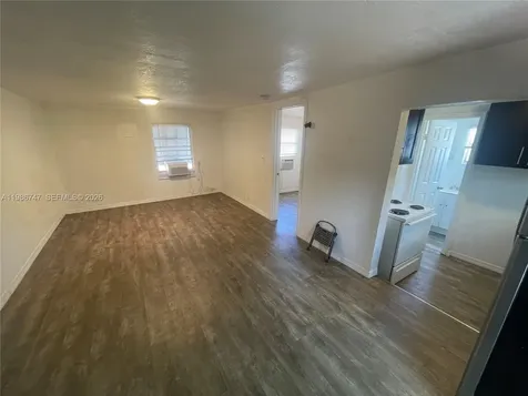 5738 Garfield Street Hollywood FL 33021