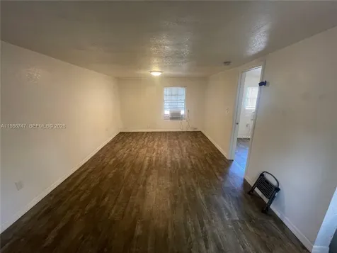 5738 Garfield Street Hollywood FL 33021