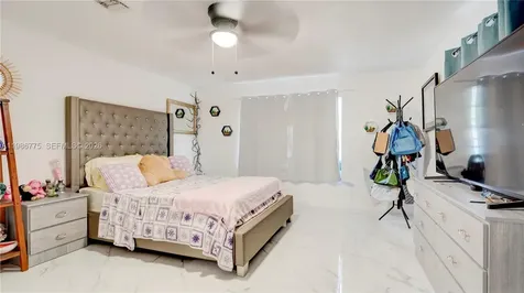 10529 NW 35th Avenue Miami FL 33147