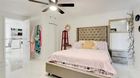 10529 NW 35th Avenue Miami FL 33147