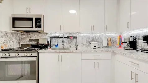 10529 NW 35th Avenue Miami FL 33147
