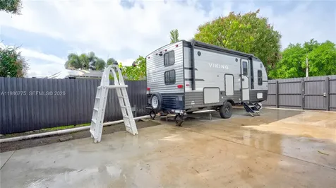 10529 NW 35th Avenue Miami FL 33147