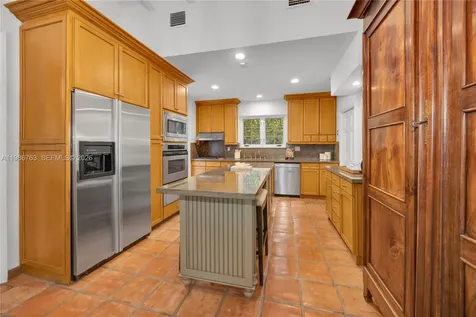 3820 Braganza Avenue Miami FL 33133