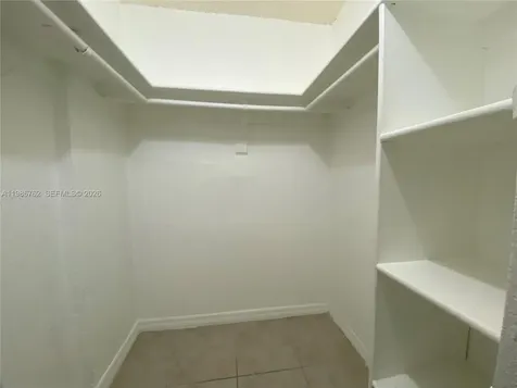 4550 NW 9th Street Miami FL 33126