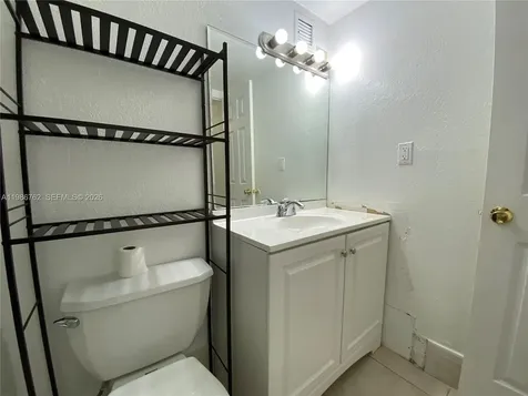 4550 NW 9th Street Miami FL 33126