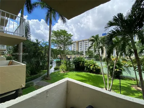 4550 NW 9th Street Miami FL 33126