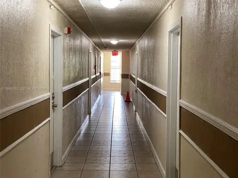 4550 NW 9th Street Miami FL 33126