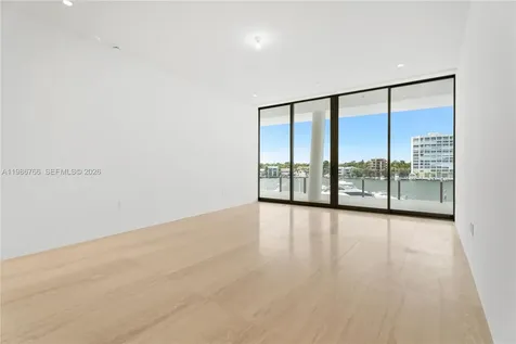 5 Grove Isle Coconut Grove FL 33133
