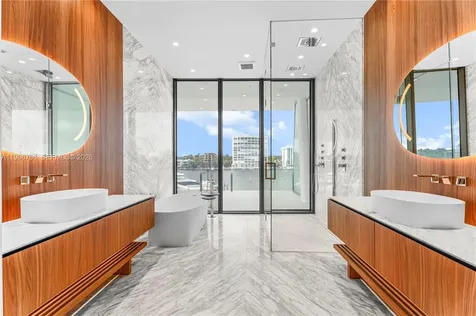 5 Grove Isle Coconut Grove FL 33133