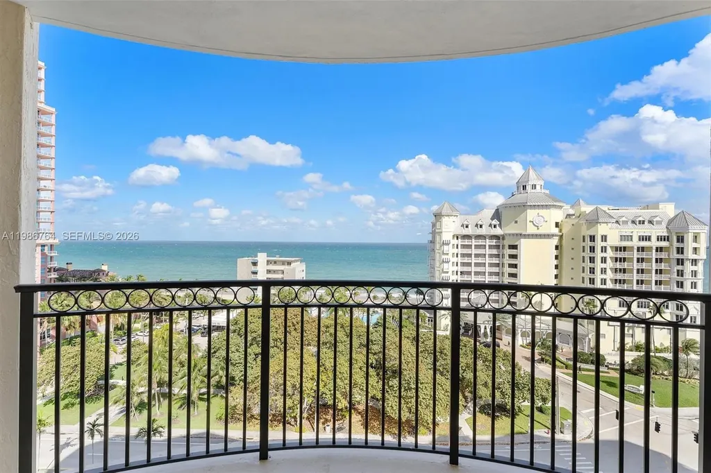 2011 N Ocean Boulevard Fort Lauderdale FL 33305
