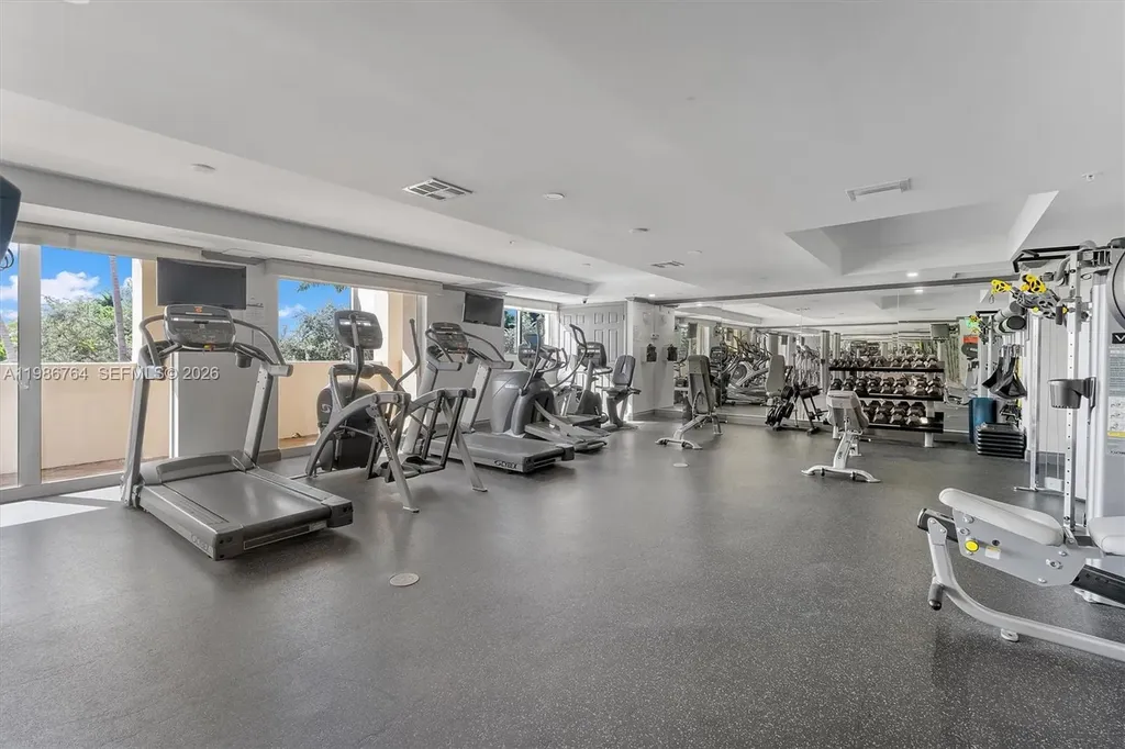 2011 N Ocean Boulevard Fort Lauderdale FL 33305