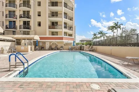 2011 N Ocean Boulevard Fort Lauderdale FL 33305