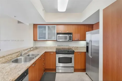 2011 N Ocean Boulevard Fort Lauderdale FL 33305