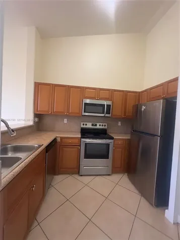 1662 SE 27th Drive Homestead FL 33035