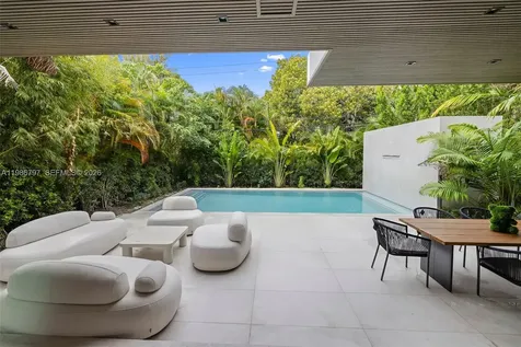 4534 Sheridan Avenue Miami Beach FL 33140
