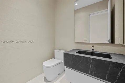 4534 Sheridan Avenue Miami Beach FL 33140