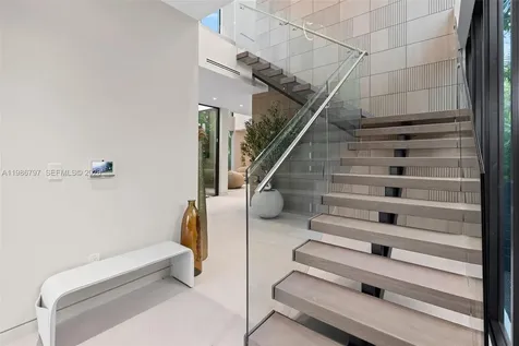 4534 Sheridan Avenue Miami Beach FL 33140