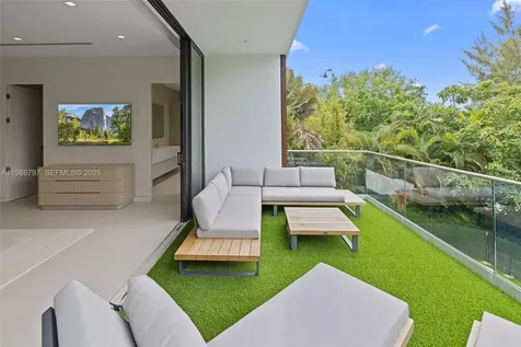 4534 Sheridan Avenue Miami Beach FL 33140