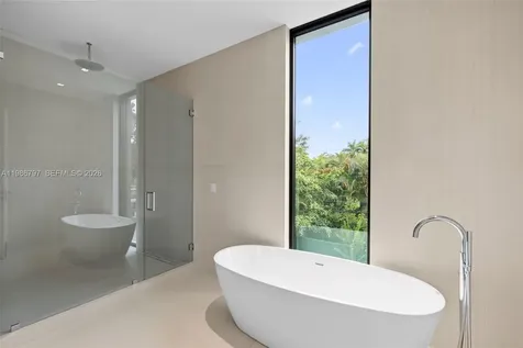 4534 Sheridan Avenue Miami Beach FL 33140