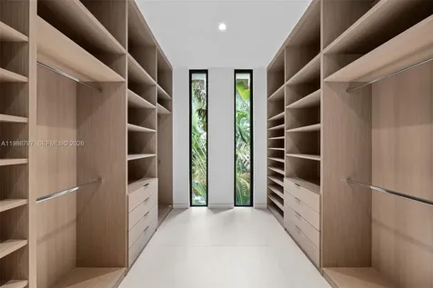 4534 Sheridan Avenue Miami Beach FL 33140