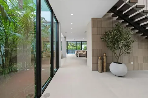 4534 Sheridan Avenue Miami Beach FL 33140