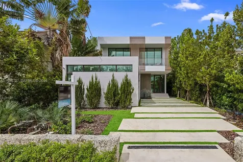 4534 Sheridan Avenue Miami Beach FL 33140