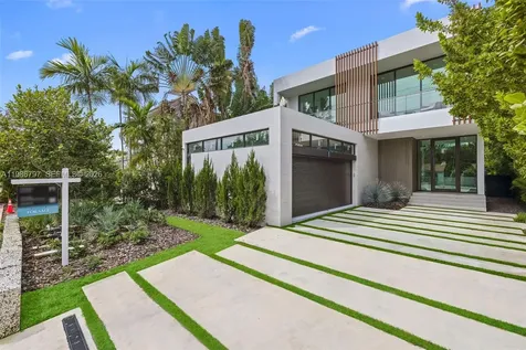 4534 Sheridan Avenue Miami Beach FL 33140