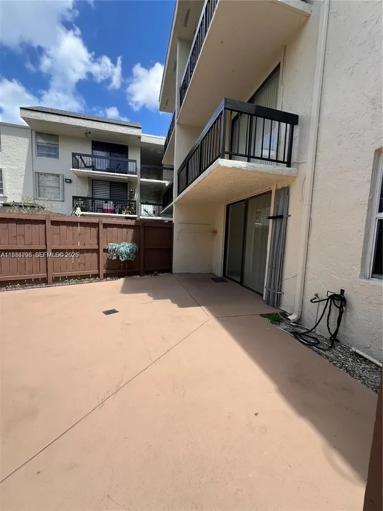 8307 SW 142nd Avenue Miami FL 33183