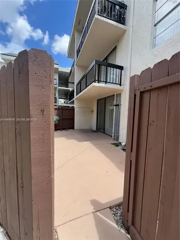 8307 SW 142nd Avenue Miami FL 33183
