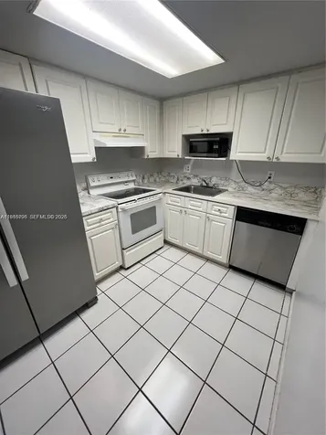 8307 SW 142nd Avenue Miami FL 33183
