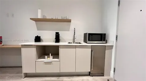 229 SW 9th Street Miami FL 33130