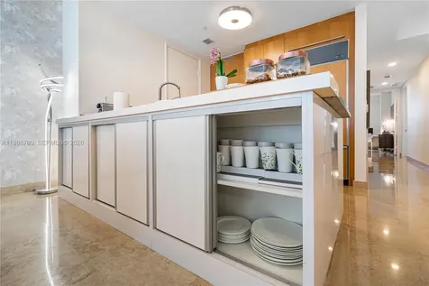 16001 Collins Avenue Sunny Isles Beach FL 33160