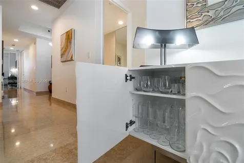 16001 Collins Avenue Sunny Isles Beach FL 33160
