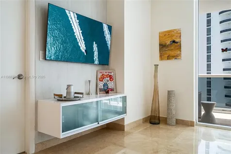 16001 Collins Avenue Sunny Isles Beach FL 33160